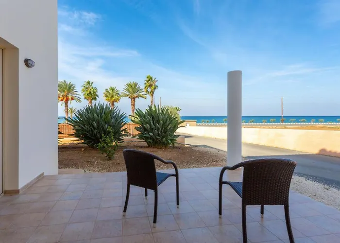 Seashore One Villa *