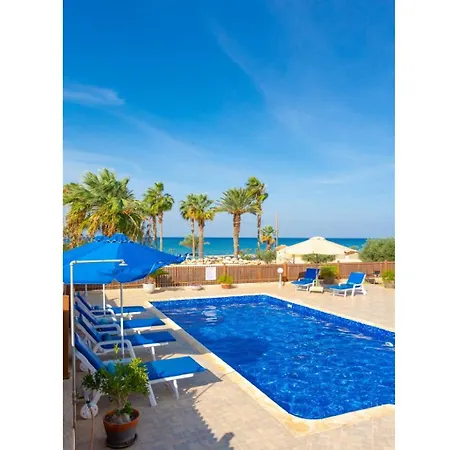 Seashore One Вилла Пафос