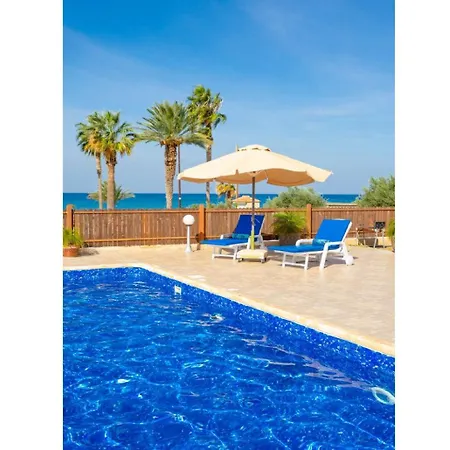 Villa Seashore One *