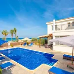Seashore One Vila