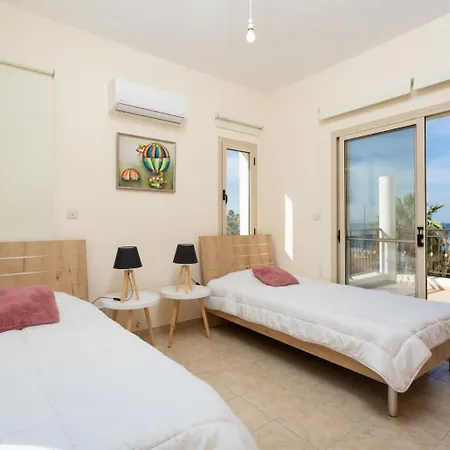 Seashore One Villa *